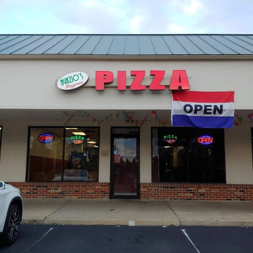 Nunzio's Pizzeria serving authentic Dominican dishes in Pottstown, PA